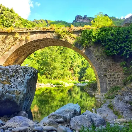 I Tre Taglincchi, U Sicondu - Proche Mer, Clim, Wifi, Parking Gratuit * Taglio-Isolaccio